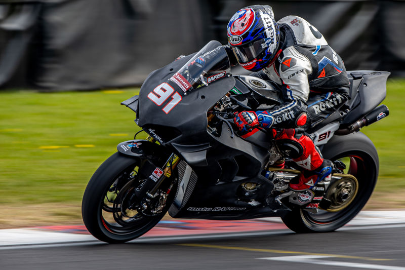 Leon Haslam, 2025 Donington Park BSB Test. Credit: British Superbike Championship.